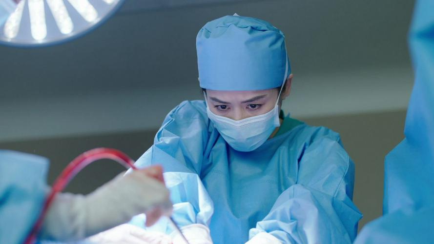 Tập 1 Bà Hoàng Cự Tháp
