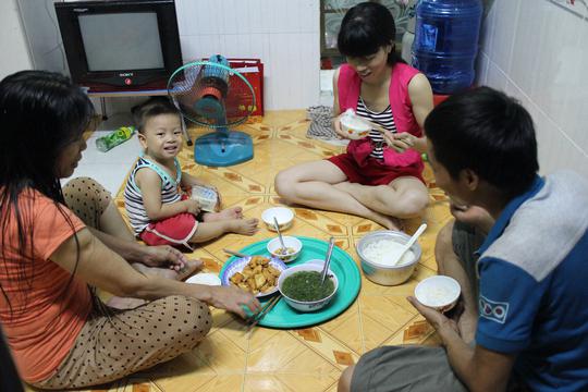 Tập Full Gia đình tạm bợ