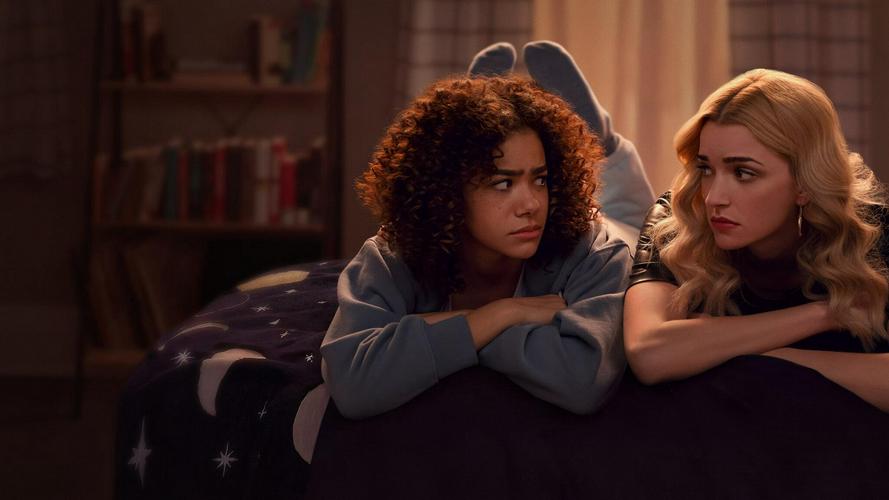 Tập 1 Ginny & Georgia (Phần 3)