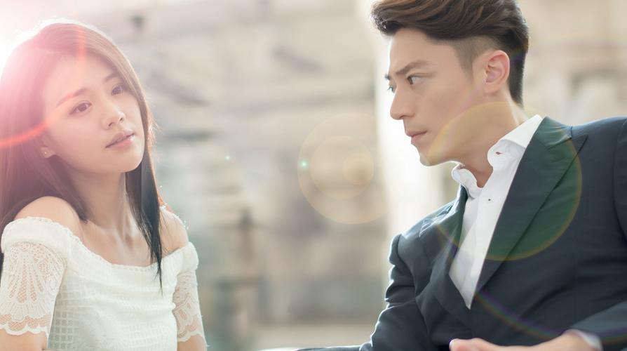 Tập 1 Hãy Nhắm Mắt Khi Anh Đến