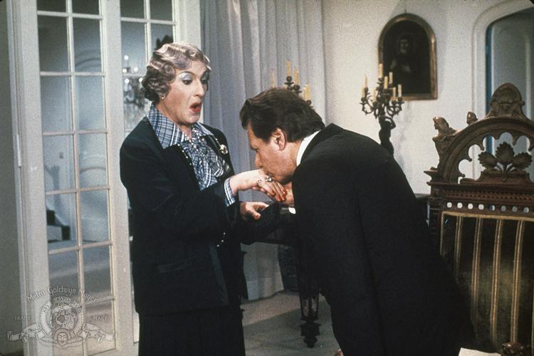 Tập Full La Cage aux Folles