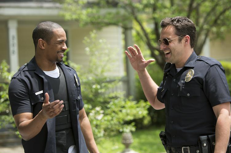 Tập Full Let's Be Cops