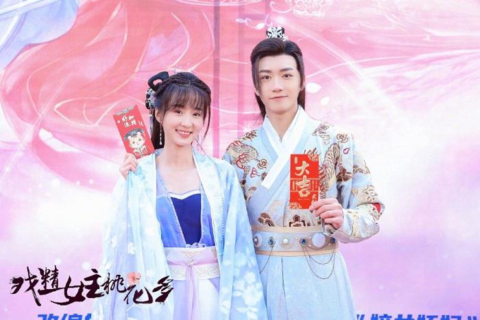 Tập 1 Nữ Chính Diễn Sâu Lắm Mối Theo