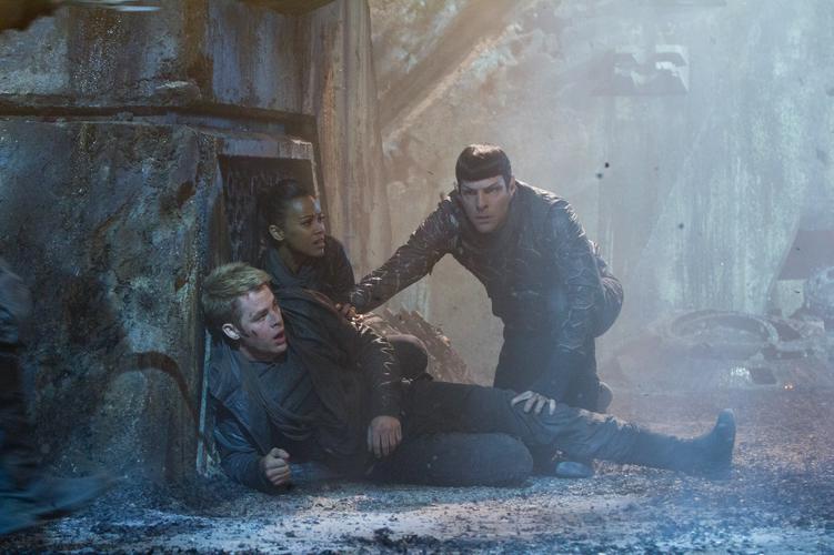 Tập Full Star Trek: Chìm Trong Bóng Tối