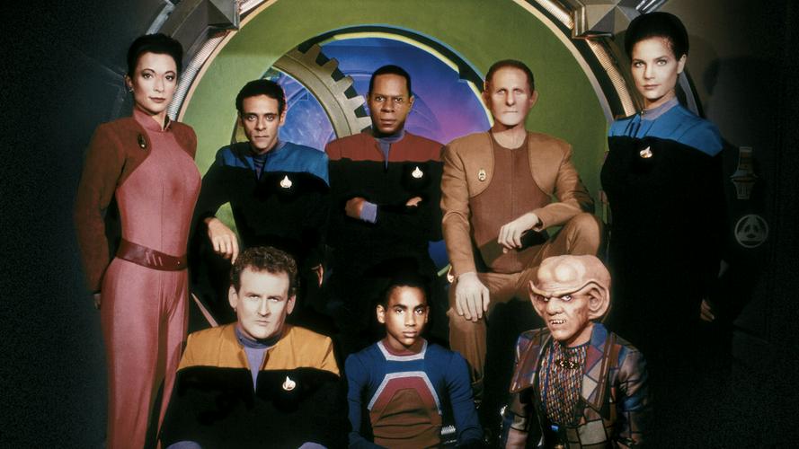 Tập 1 Star Trek: Deep Space Nine (Phần 2)