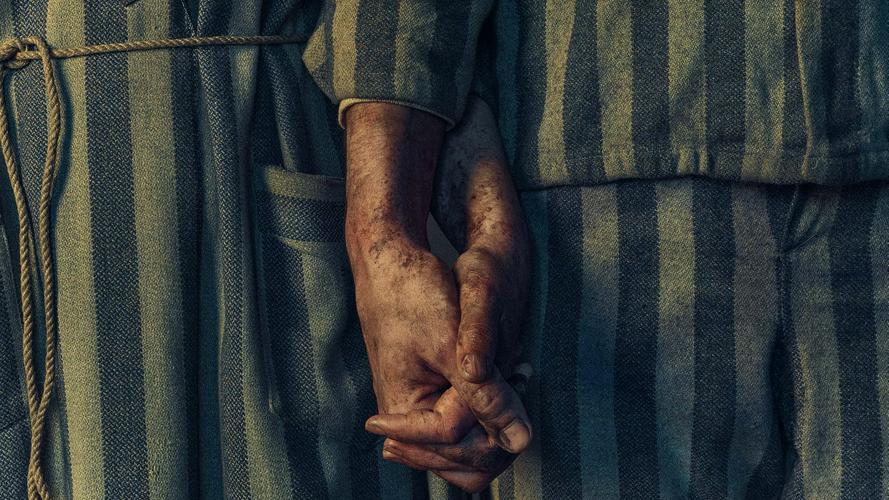 Tập 1 Thợ xăm ở Auschwitz