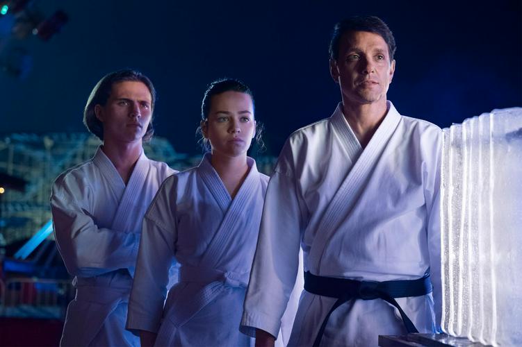 Tập 1 Võ Đường Cobra Kai (Phần 2)