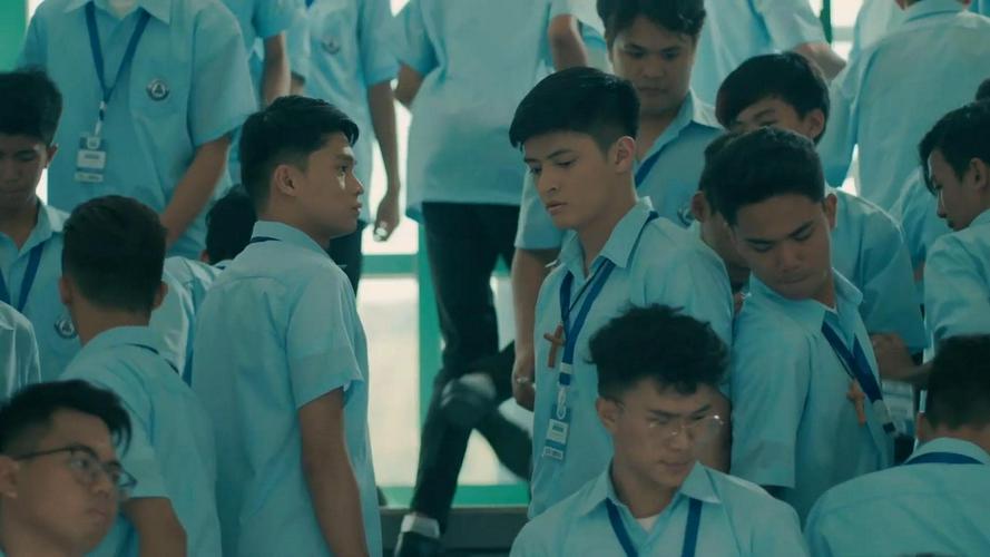 Tập Full Cậu Bé Được Các Vì Sao Báo Trước
